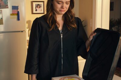 “At My Sister’s Engagement Party, My Innocent 10-Year-Old Daughter Accidentally Spilled Red Punch On Her Dress. Before I Could React, My Parents Did Something… But I Warned Them They’d Regret It— And Just 10 Minutes Later, I Got A Call From My Dad, His Voice Shaking Because…”